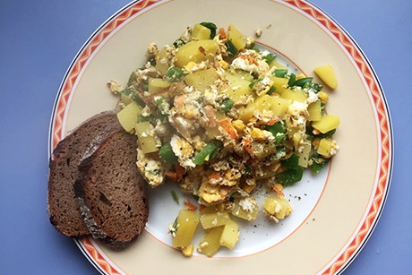 Erdäpfelgröstl mit Paprika