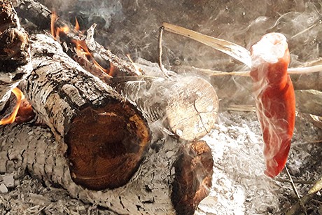 Gegrillter gefüllter Paprika mit Feta