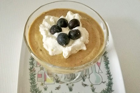 Süßes Gemüsedessert mit eingelegtem Ingwer
