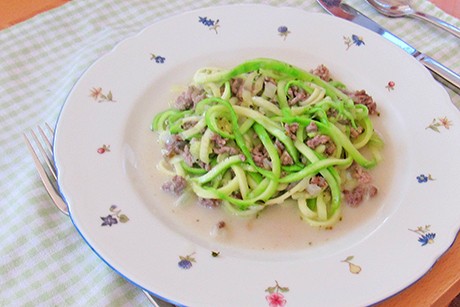 Zoodles in Haschee