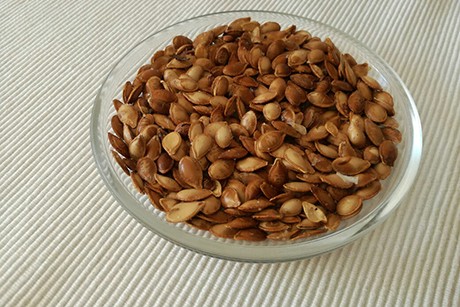 Geröstete Butternuss-Kürbiskerne