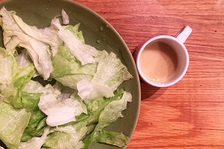 Dijon-Ei-Dressing mit Kräutern