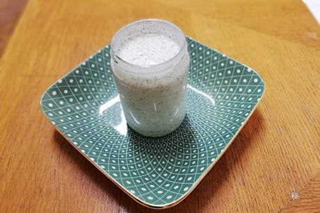 Schüttel-Joghurt Kräuter Dressing