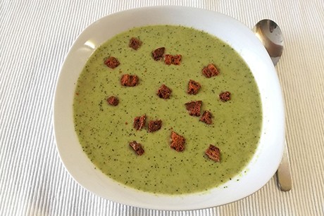 Brokkoli-Ingwer-Suppe
