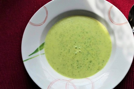 Zucchinicremesuppe