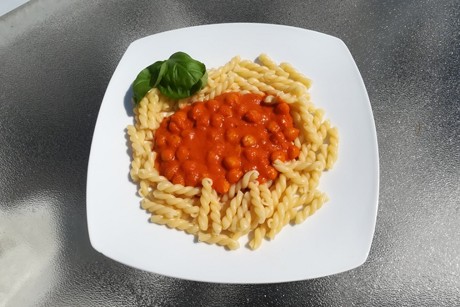 Nudeln mit Kichererbsen
