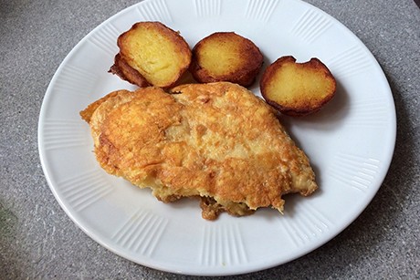 Hühnerschnitzel in Käsepanier