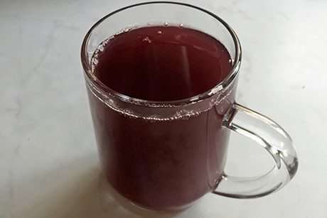 Eistee mit Aronia
