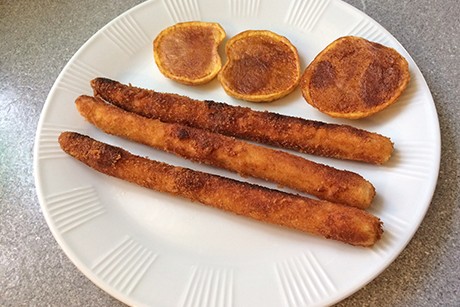 Spargel in Parmesanpanier