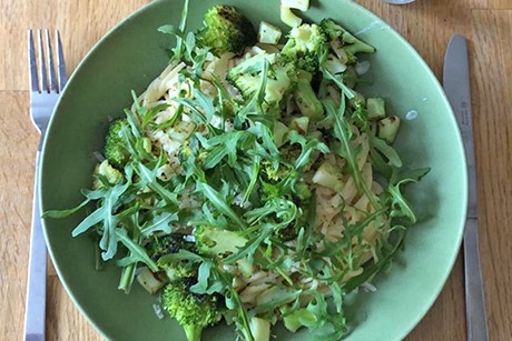 Brokkolipasta mit Rucola