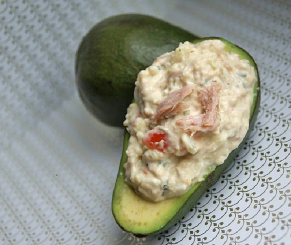 Gefüllte Avocados