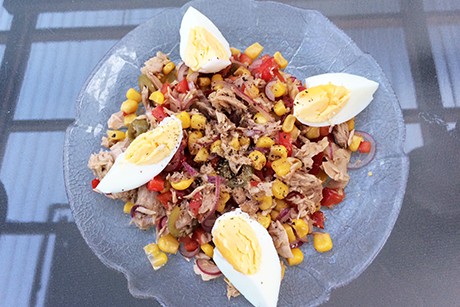 Thunfischsalat mit Ei