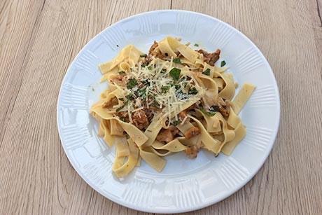 Eierschwammerl mit Bandnudeln