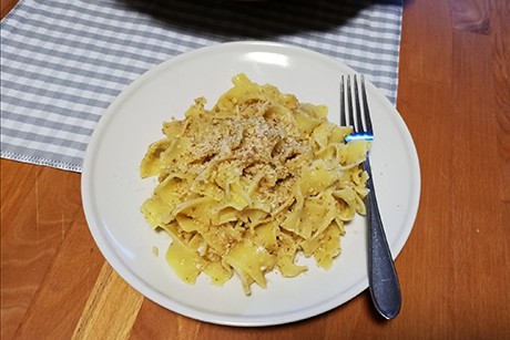 Schnelle Nussnudeln