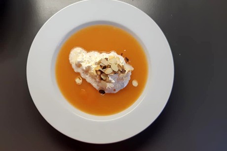 Karotten-Kartoffel-Cremesuppe mit Zitrone