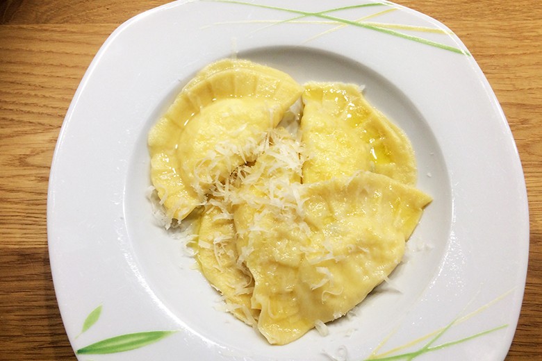 Ravioli mit Graukäsefüllung