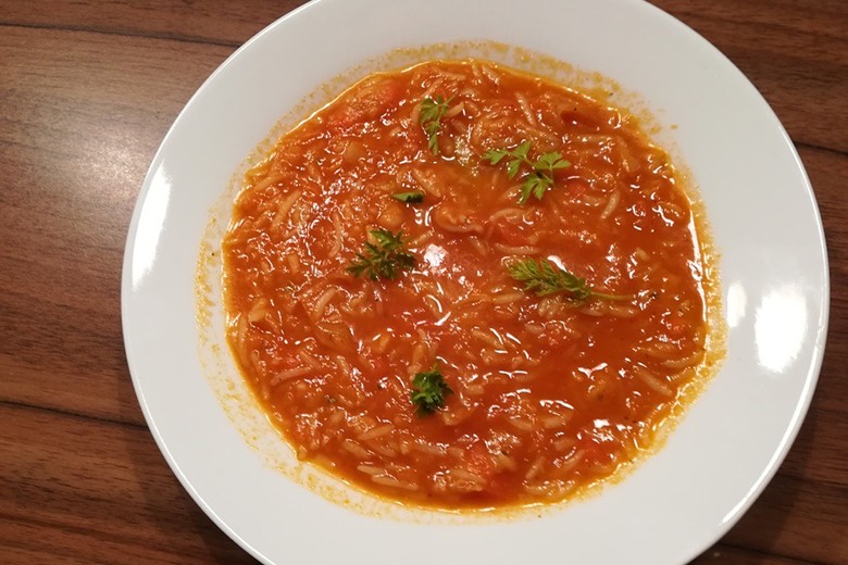 Basmatireissuppe auf indische Art
