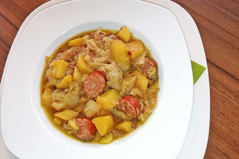 Chinakohlgemüse mit Mettenden