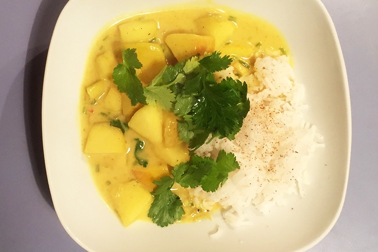 Apfel-Erdäpfel-Curry