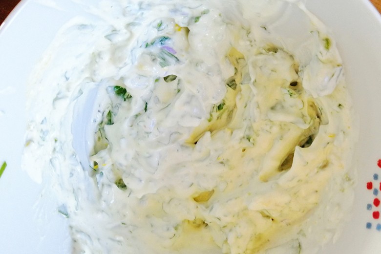 Wildkräuter Dip