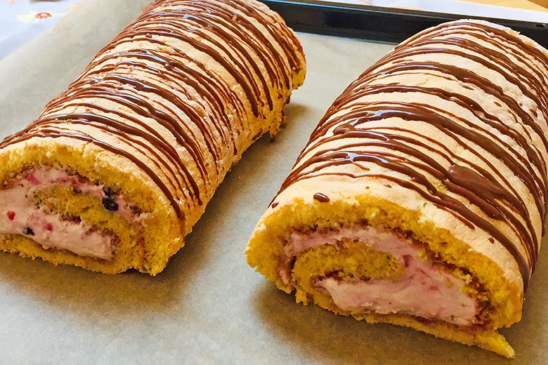 Roulade mit Beerencreme