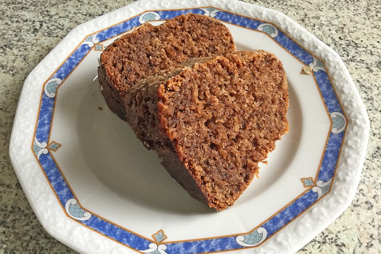 Rahm-Becherkuchen mit Mandeln