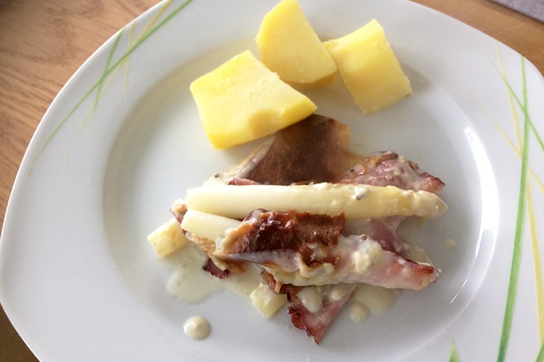 Spargel mit Gorgonzola