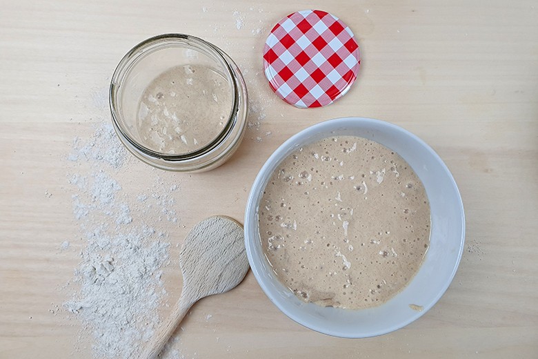 Sauerteigansatz
