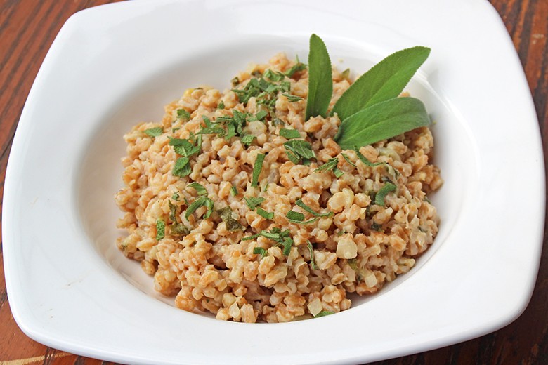 Salbei-Dinkelrisotto