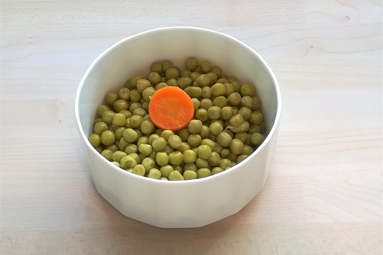 Erbsen mit Knoblauchbutter