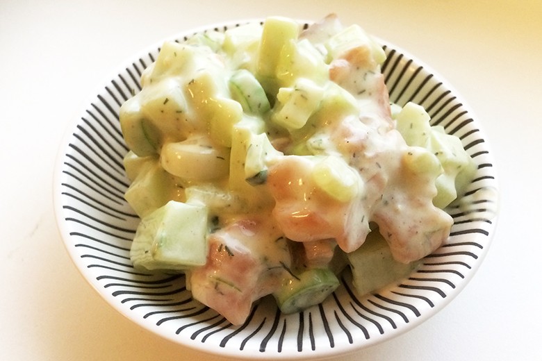 Gurkensalat mit Lachs