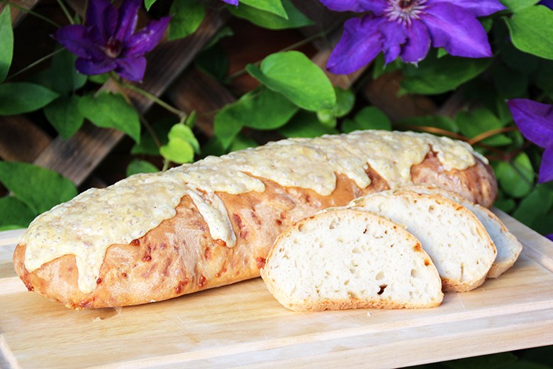 Weißbrot mit Käse