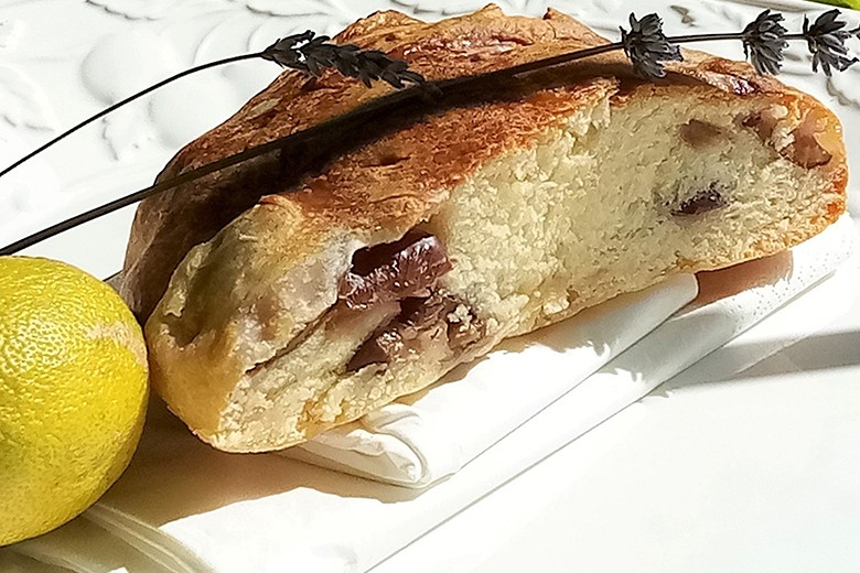 Dinkel-Milchbrot mit Zwetschken aus dem Airfryer