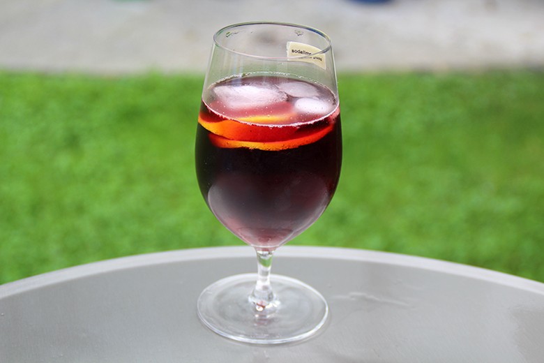 Wine Tonic rot