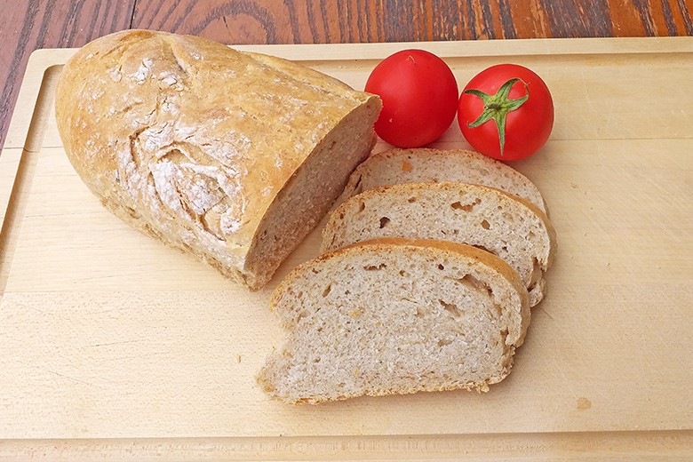 Weißbrot mit Grieß