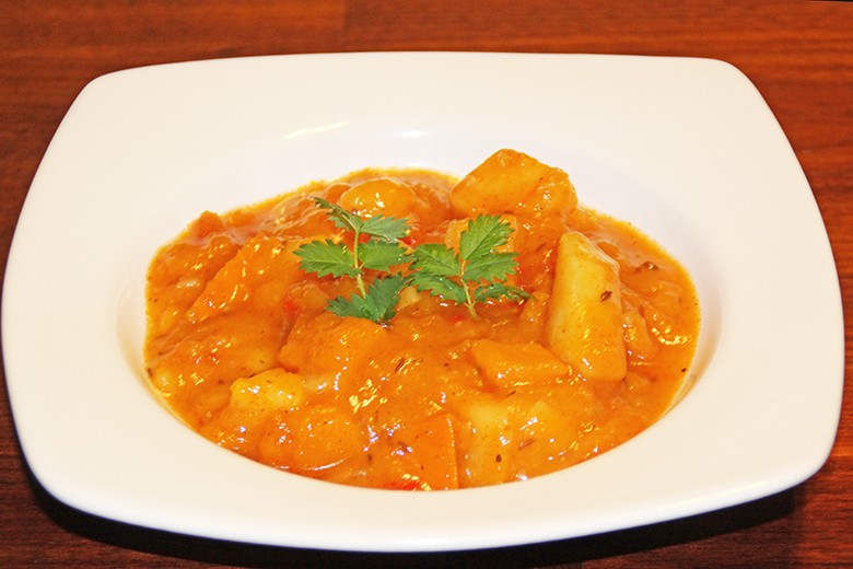 Kürbisgulasch mit Kartoffeln