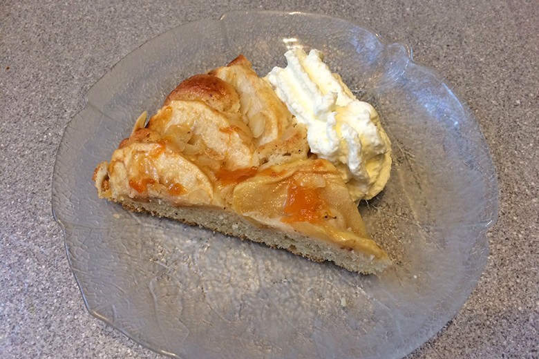Rührteig-Apfelkuchen