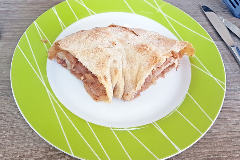 Steirischer Erdäpfelstrudel (Kartoffelstrudel)
