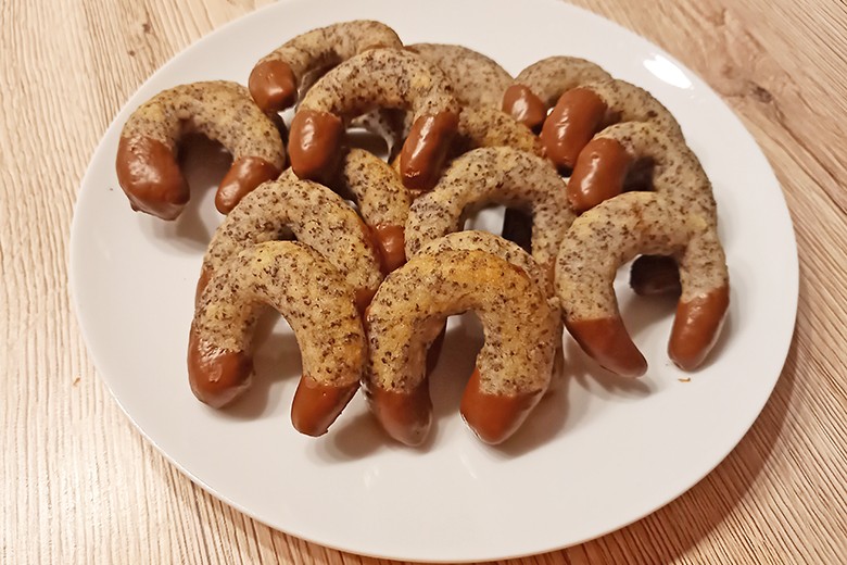Mohnkipferl