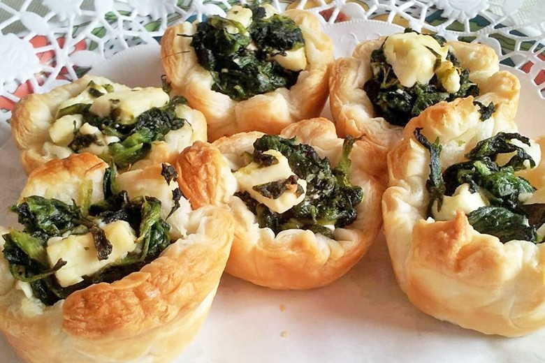 Spinat- Feta-Törtchen