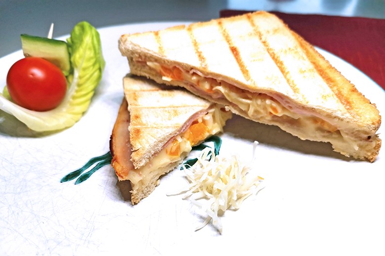 Fuxis Kren-Schinken-Käse-Toast