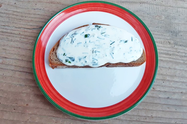 Kräuteraufstrich