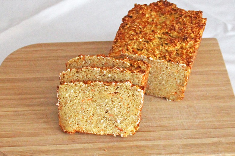 Haferflockenbrot mit Karotten