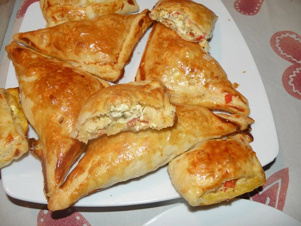 Paprika-Schafskäse-Taschen