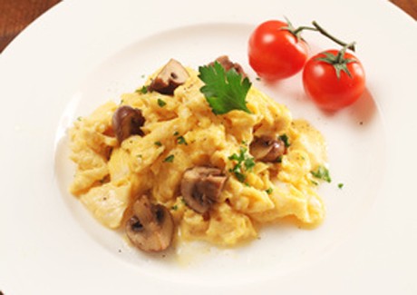 Rührei mit Champignons