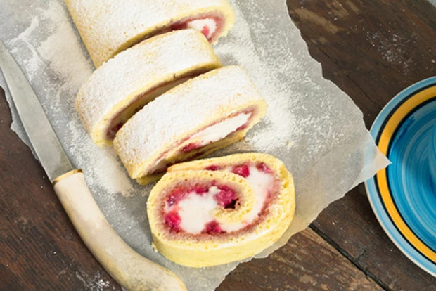Erdbeerroulade