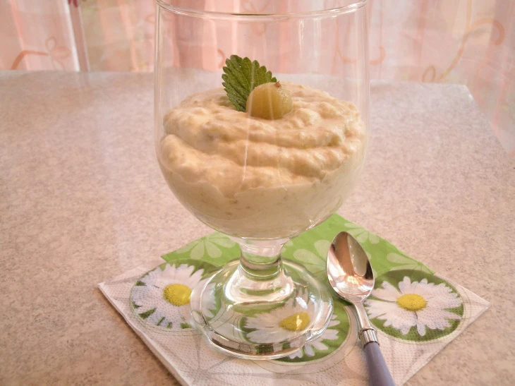 Englische Stachelbeercreme