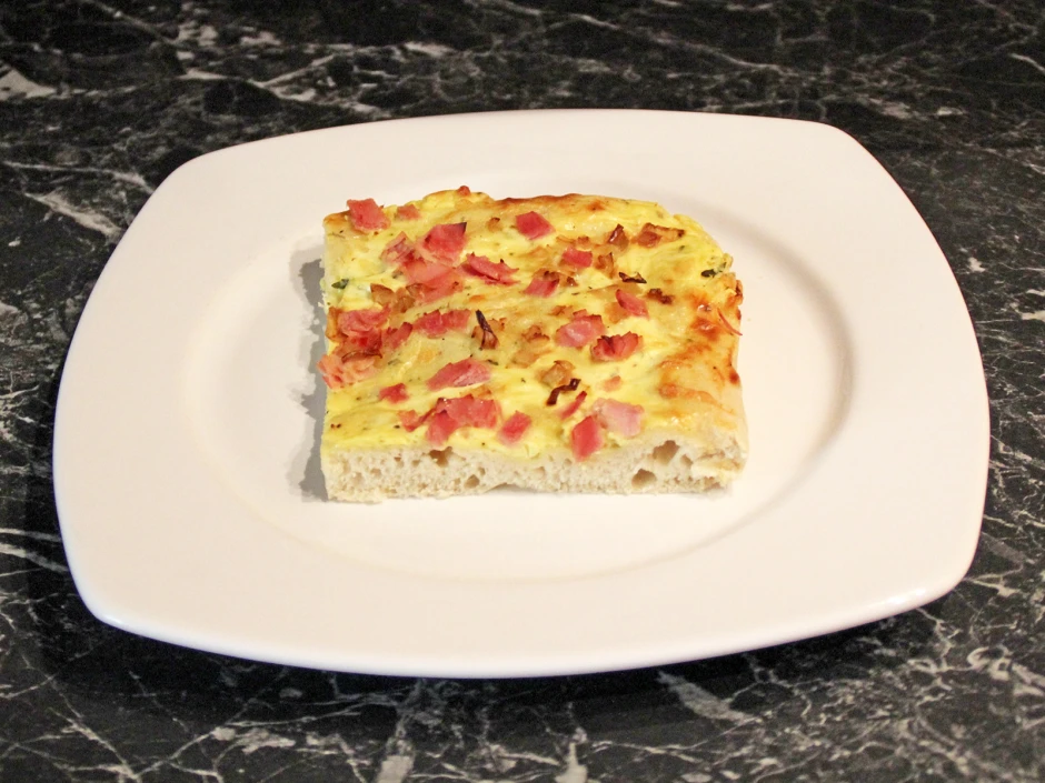 Flammkuchen mit Germteig