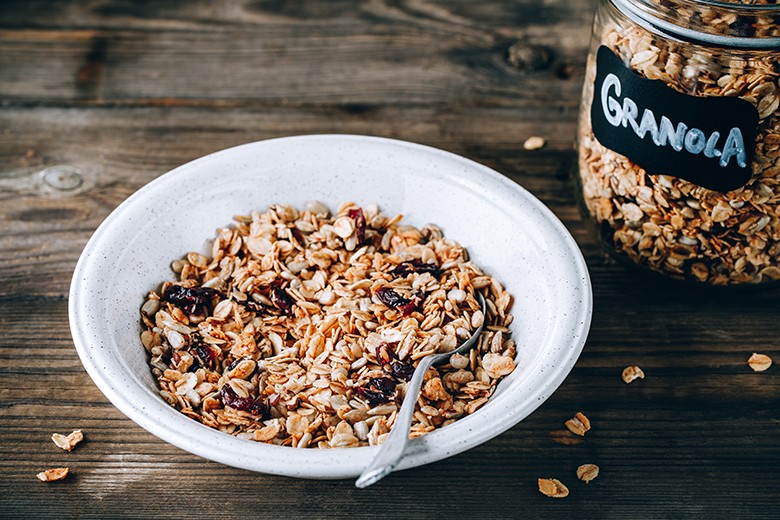 Crunchy vegan Granola