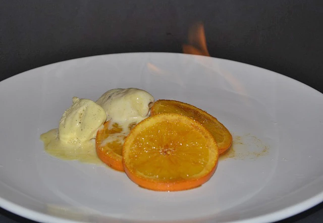Orange in Flammen